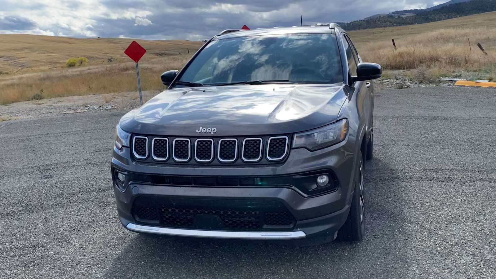 2023 Jeep Compass Limited photo 3