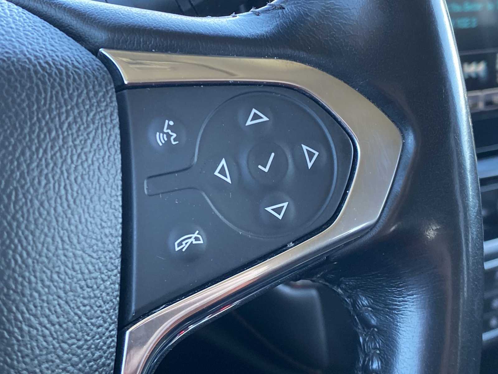 Thumbnail: 2019 Chevrolet Traverse - 29