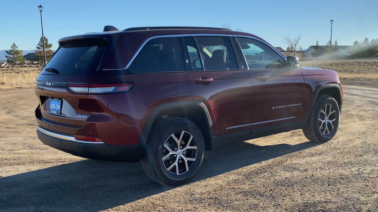 Thumbnail: 2025 Jeep Grand Cherokee - 9