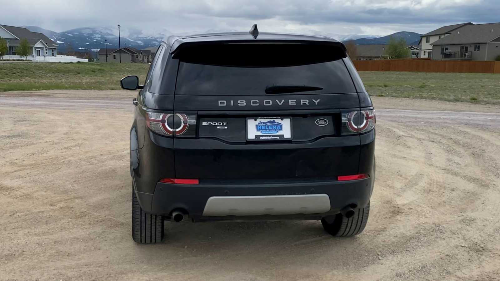 Thumbnail: 2017 Land Rover Discovery Sport - 7