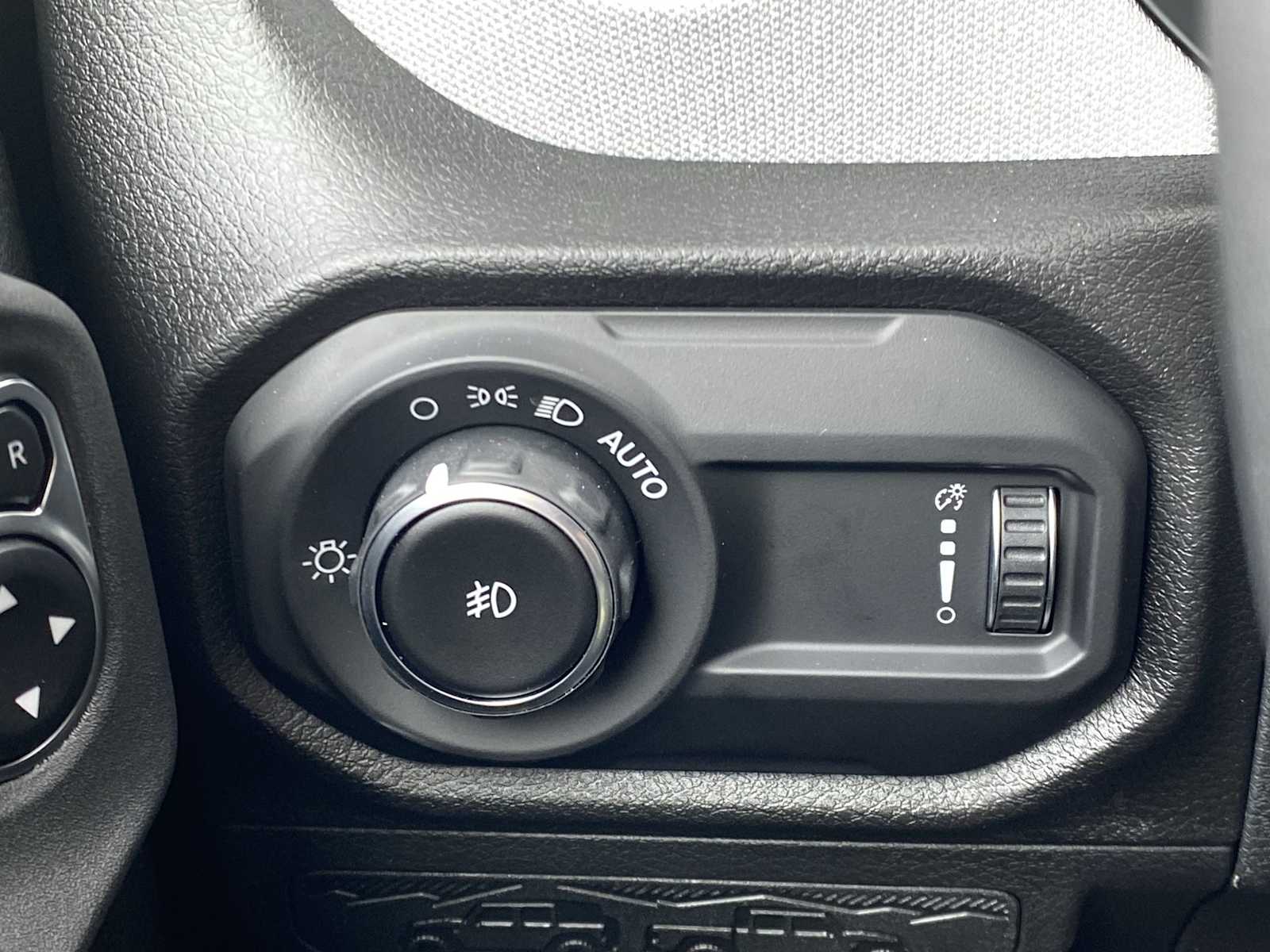 Thumbnail: 2026 Jeep Wrangler - 22