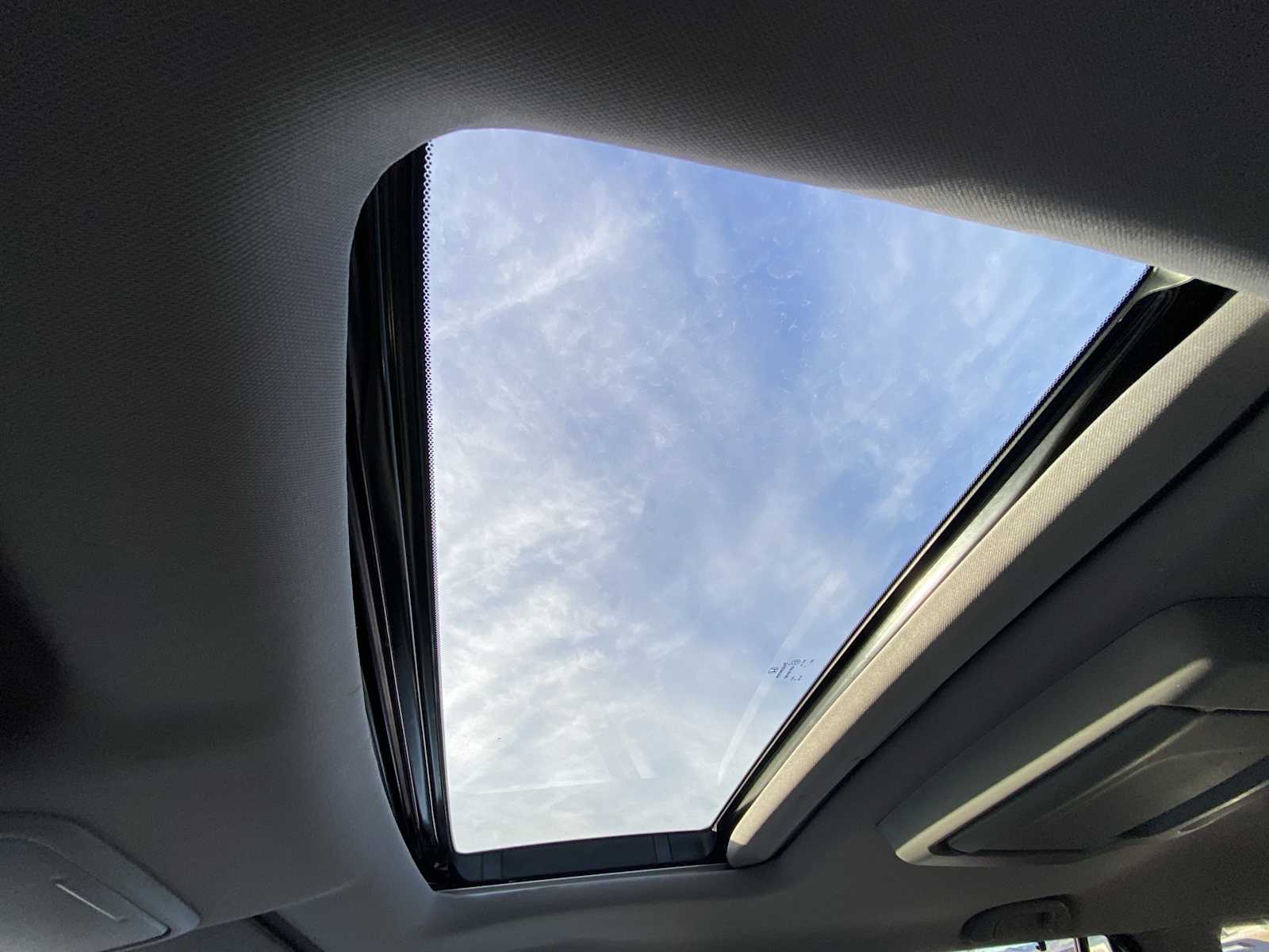 Thumbnail: 2019 Honda Pilot - 26