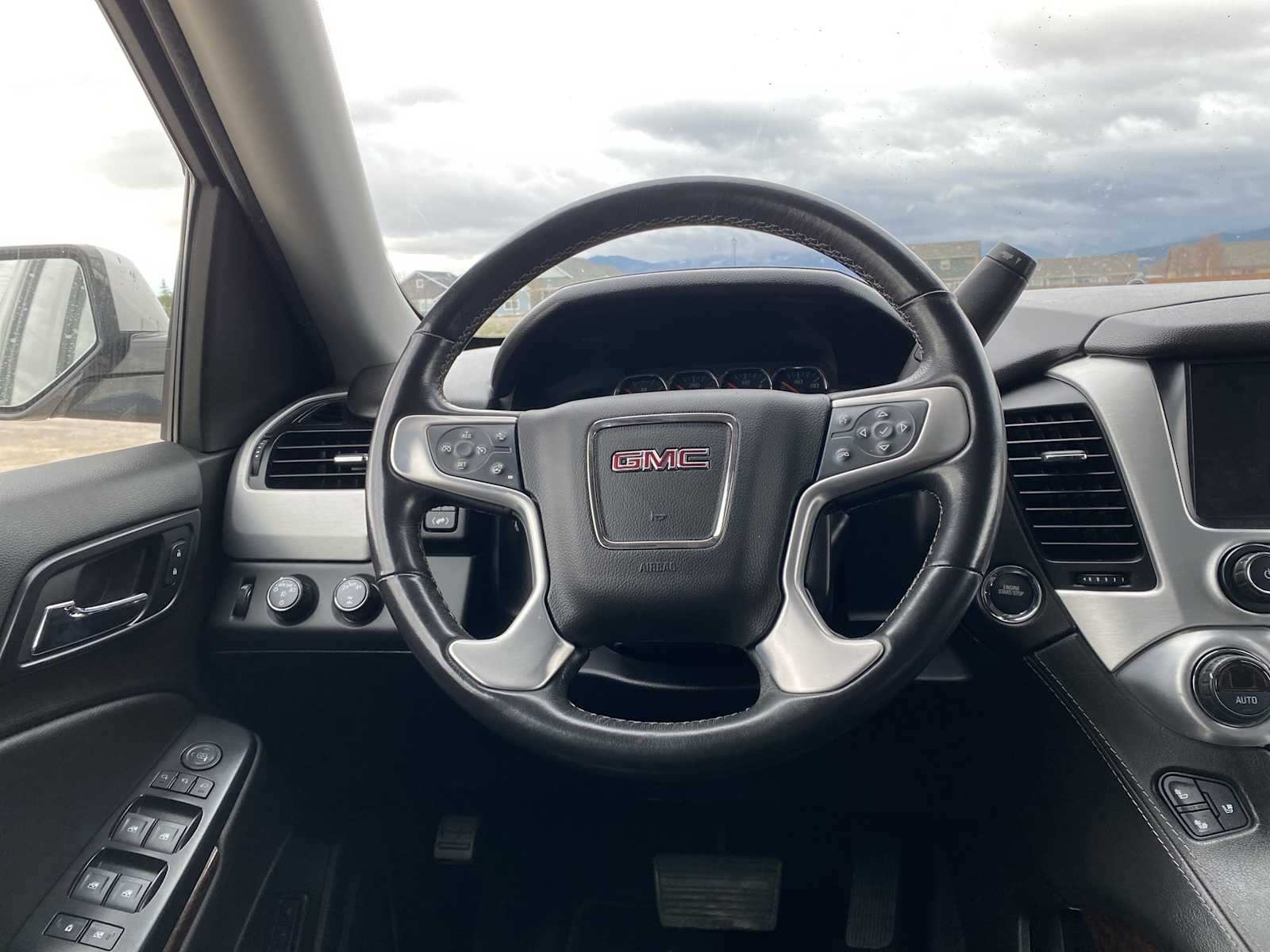 Thumbnail: 2020 GMC Yukon - 31