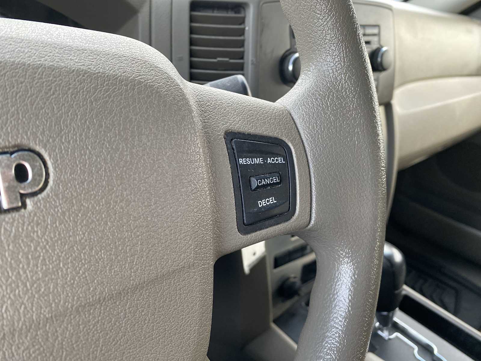 Thumbnail: 2007 Jeep Grand Cherokee - 27