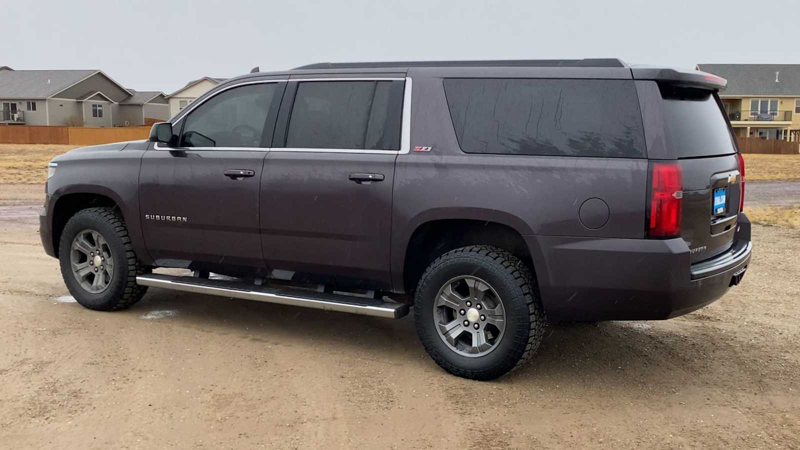 Thumbnail: 2016 Chevrolet Suburban - 6