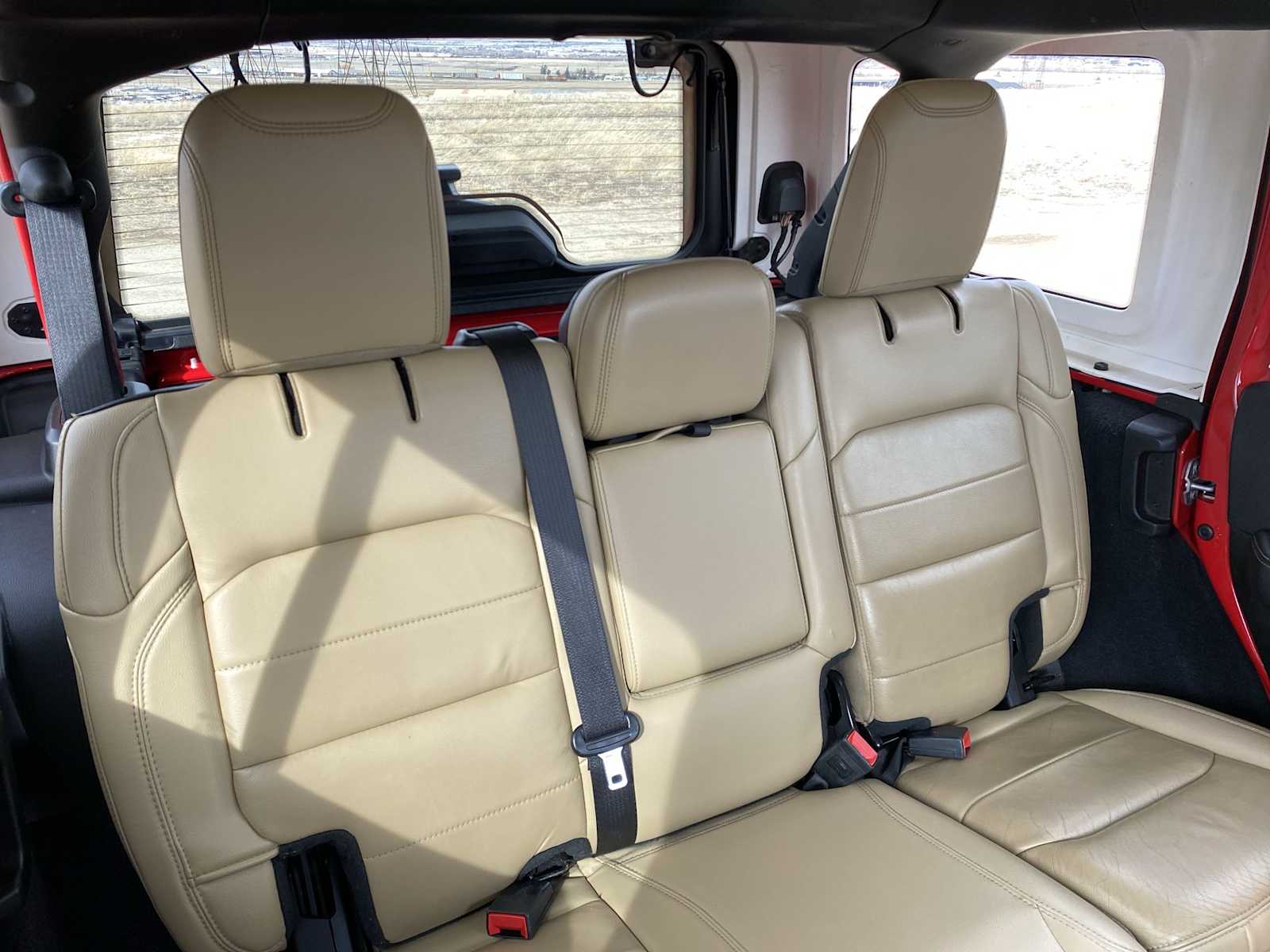 Thumbnail: 2019 Jeep Wrangler - 33