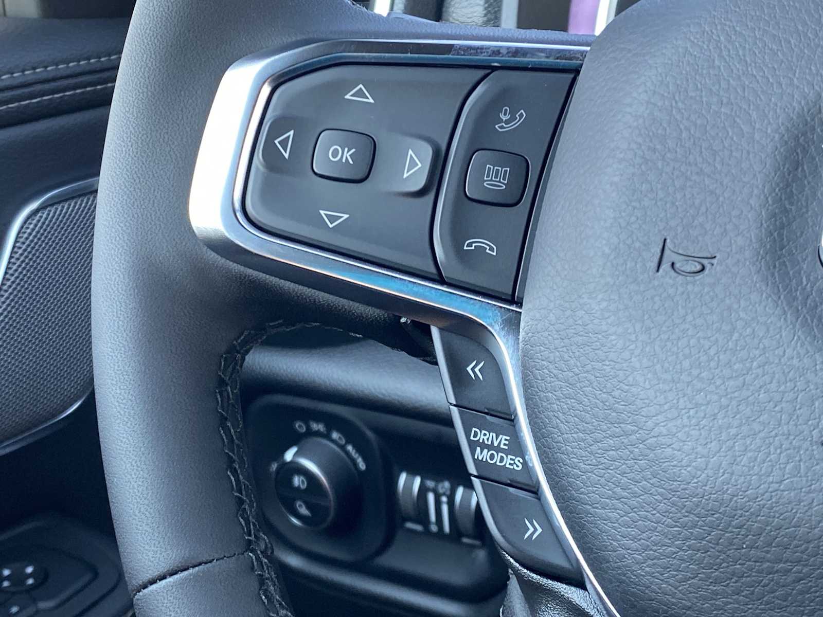 Thumbnail: 2026 RAM 1500 - 26