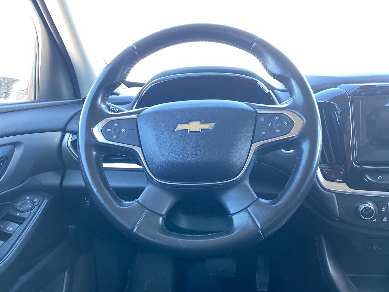 Thumbnail: 2019 Chevrolet Traverse - 28