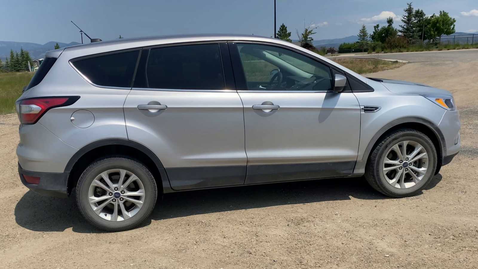 Thumbnail: 2017 Ford Escape - 9
