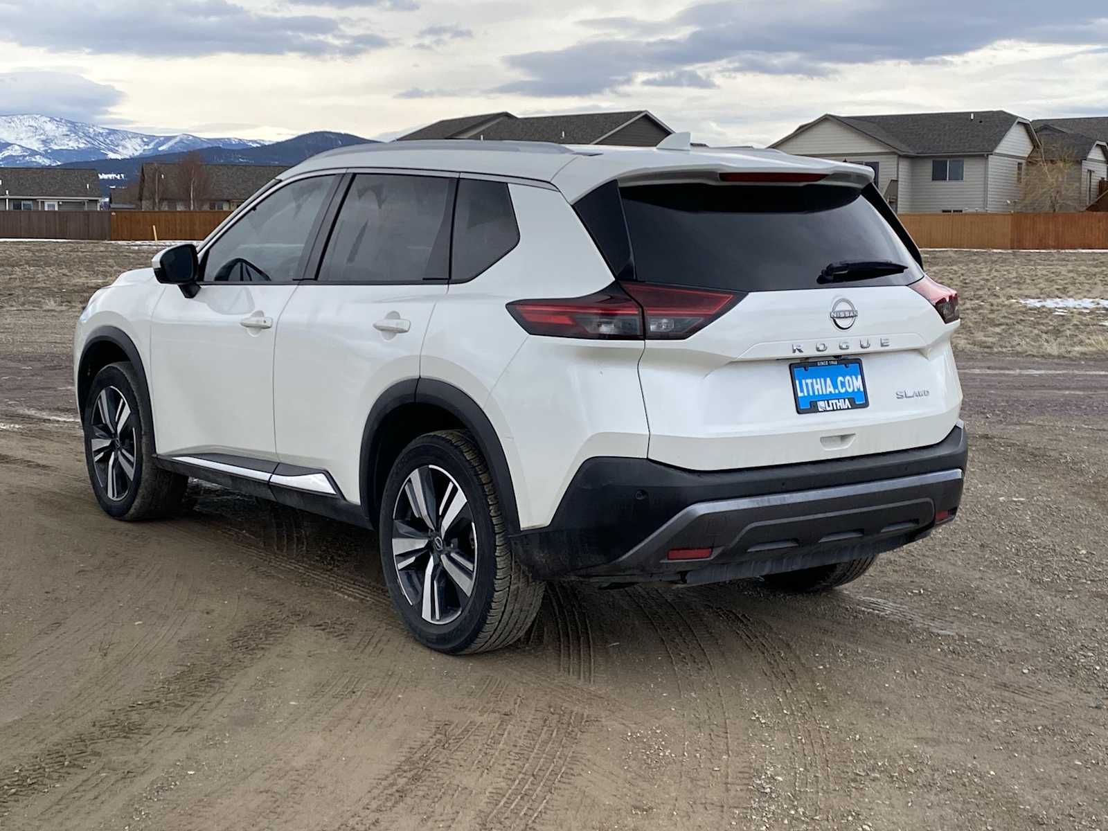 Thumbnail: 2023 Nissan Rogue - 12