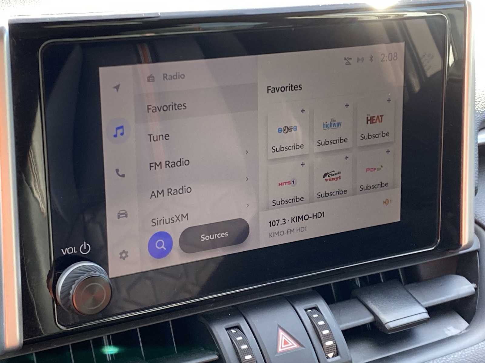 Thumbnail: 2023 Toyota RAV4 - 28