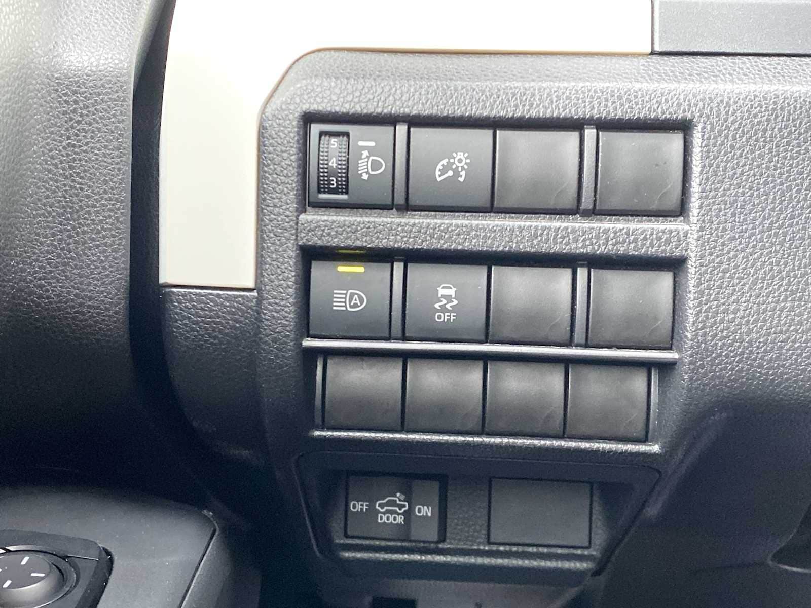 Thumbnail: 2024 Toyota Tacoma - 27