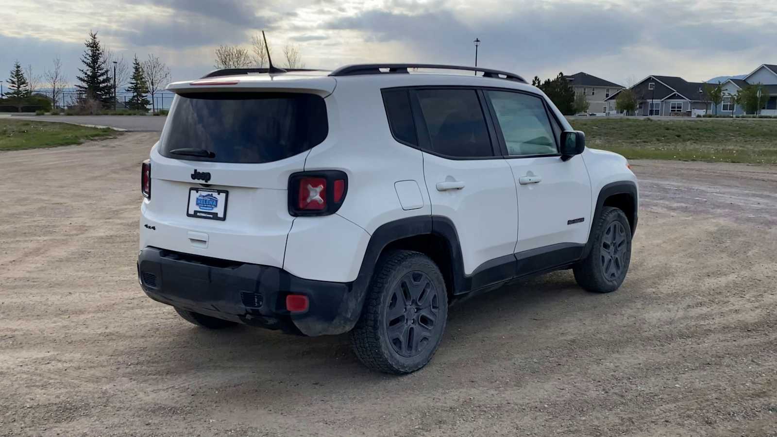 Thumbnail: 2018 Jeep Renegade - 8