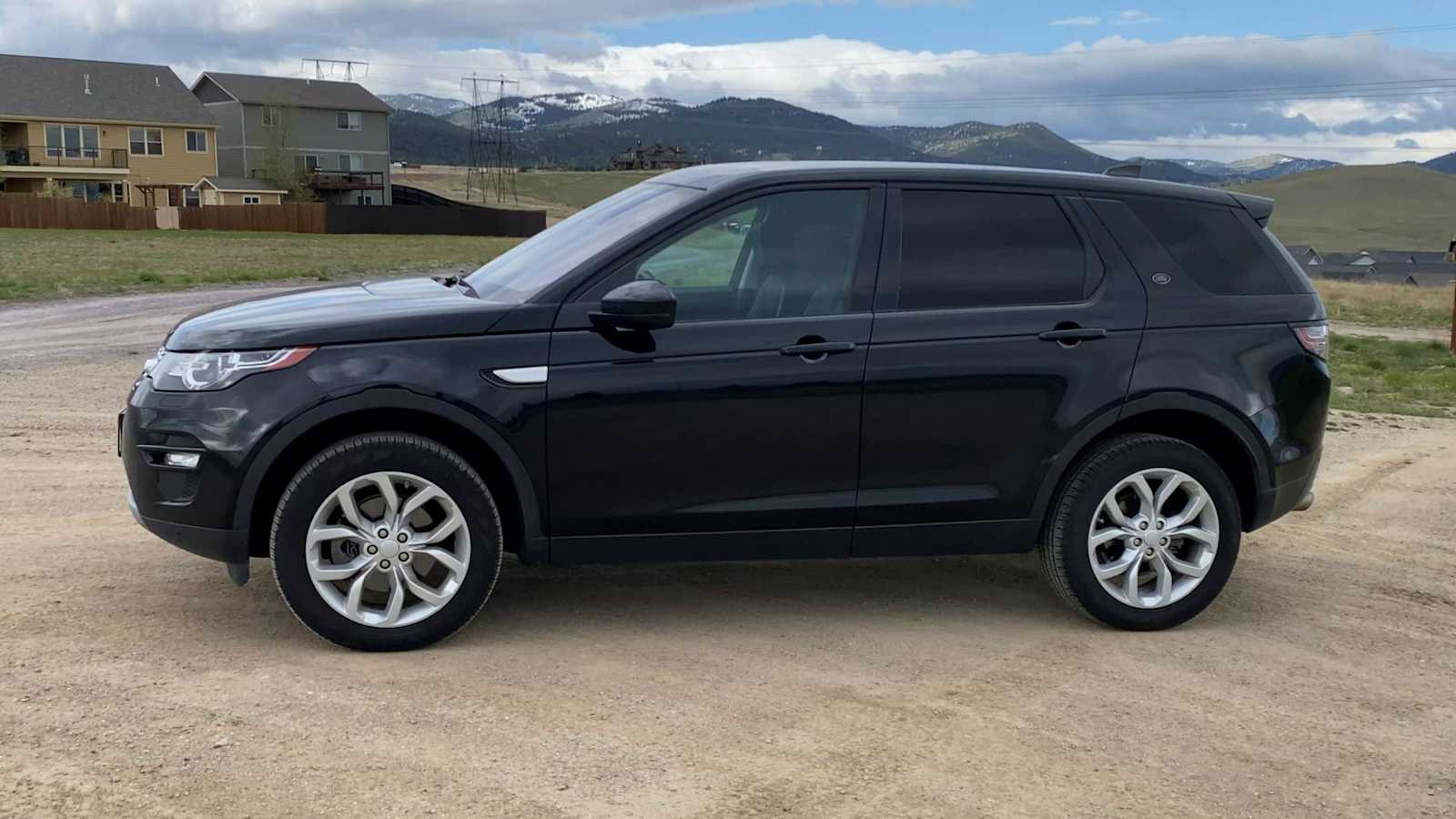 Thumbnail: 2017 Land Rover Discovery Sport - 5