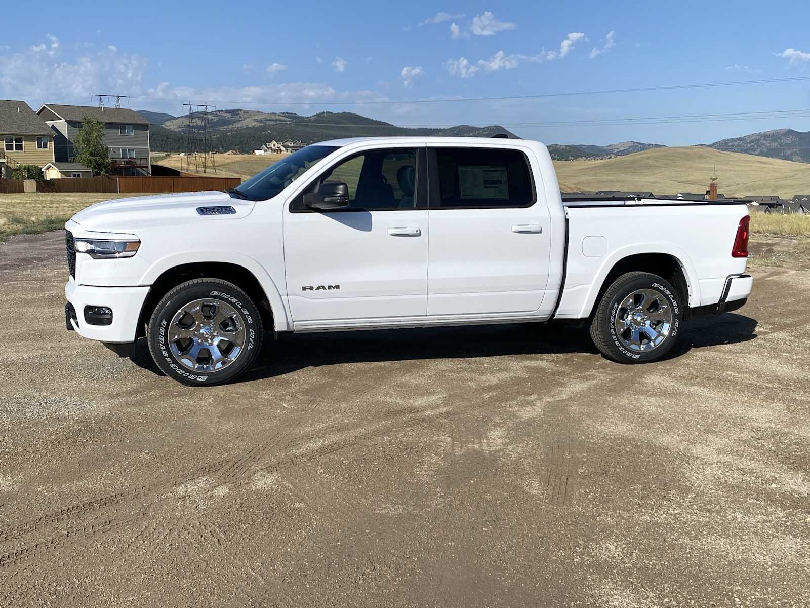 Thumbnail: 2026 RAM 1500 - 10