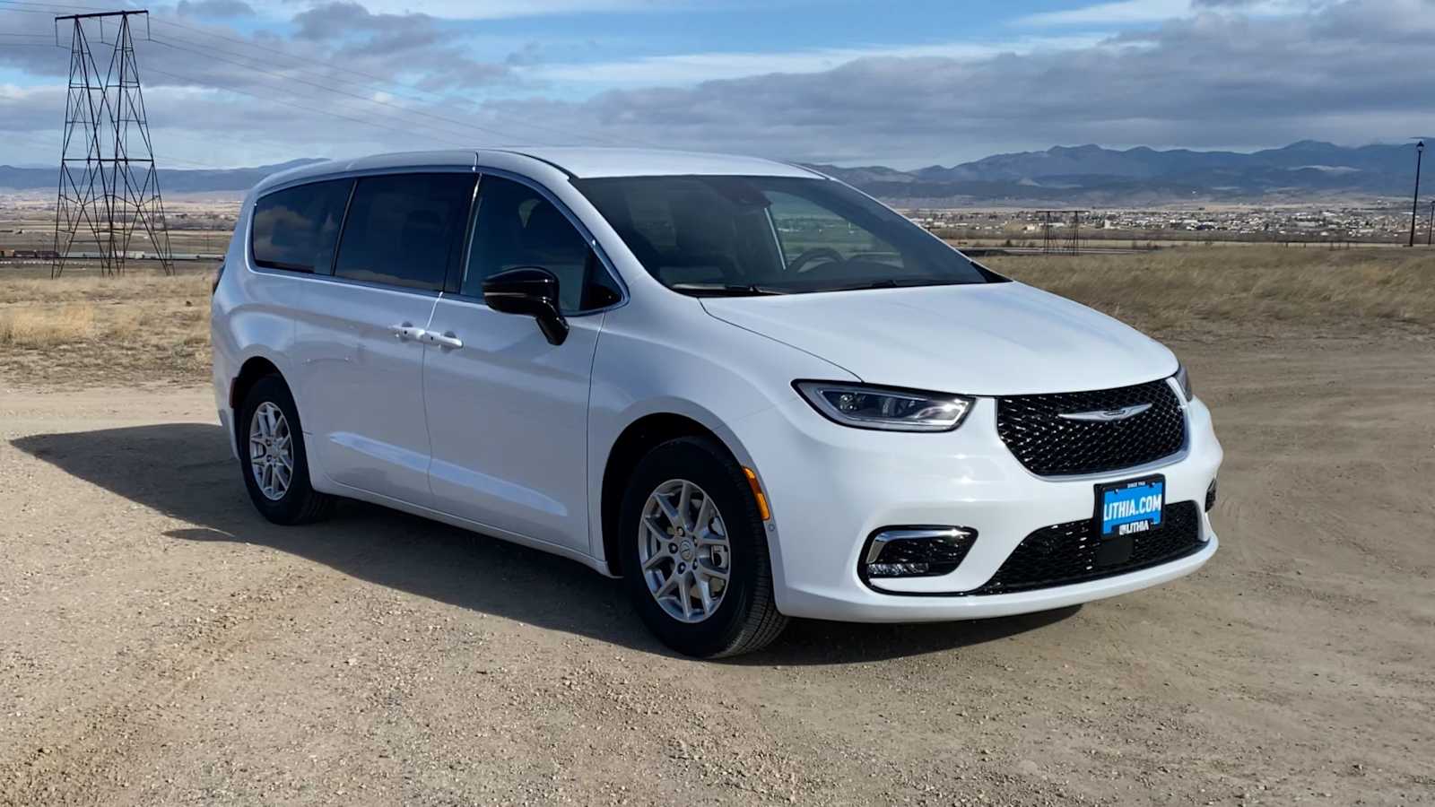 Thumbnail: 2026 Chrysler Pacifica - 2