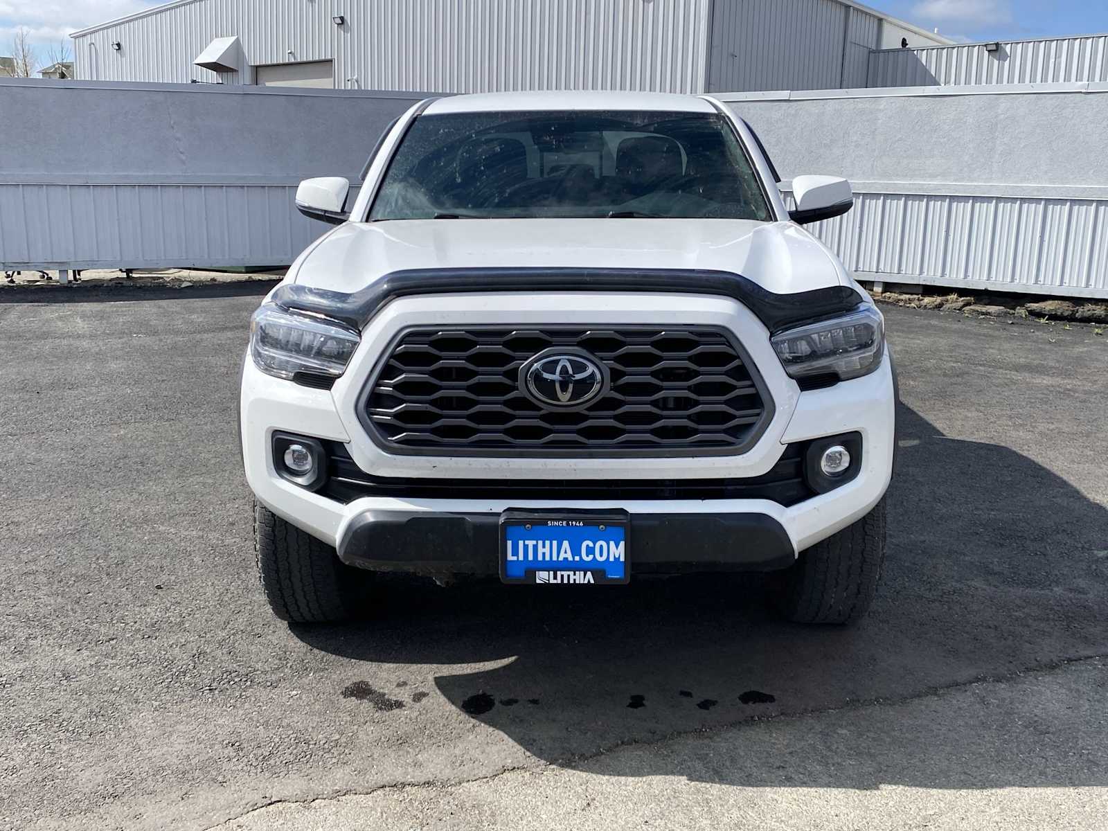 Thumbnail: 2023 Toyota Tacoma - 13