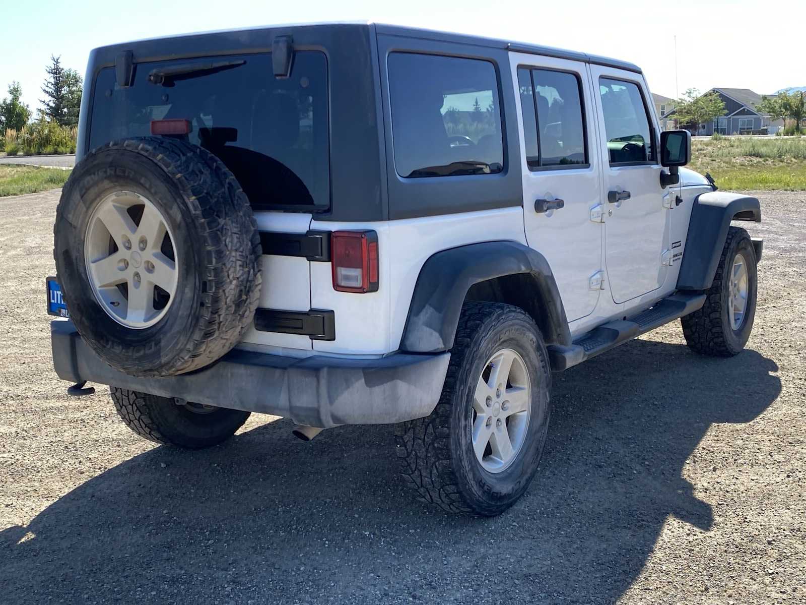 Thumbnail: 2016 Jeep Wrangler - 12