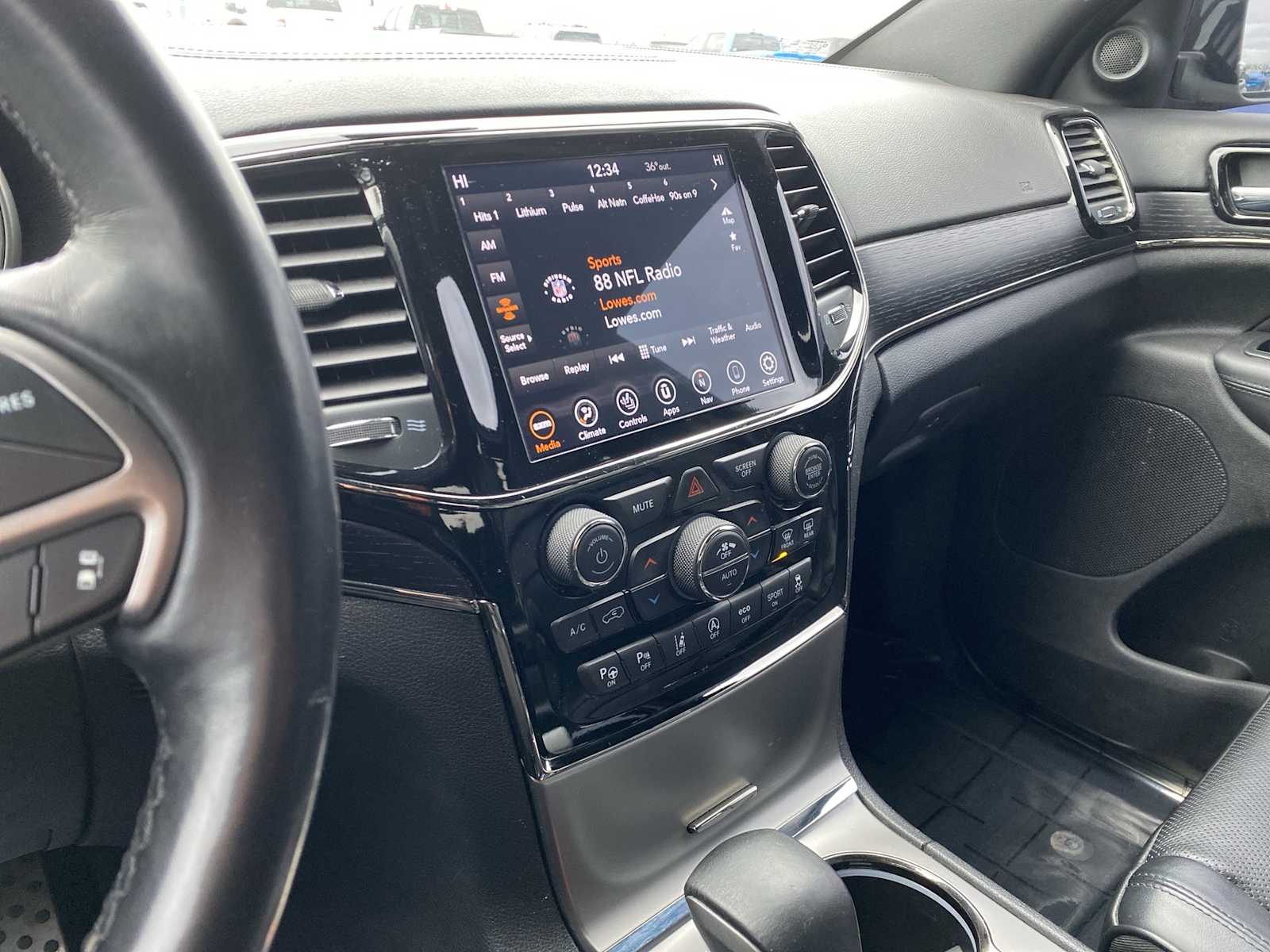 Thumbnail: 2019 Jeep Grand Cherokee - 18