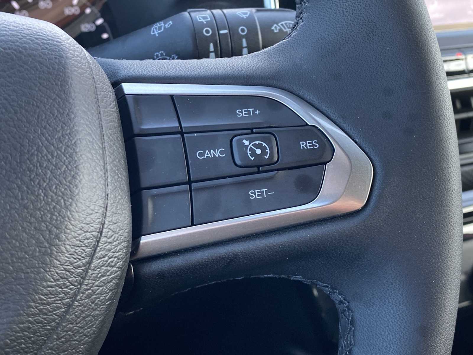 Thumbnail: 2025 Jeep Compass - 23