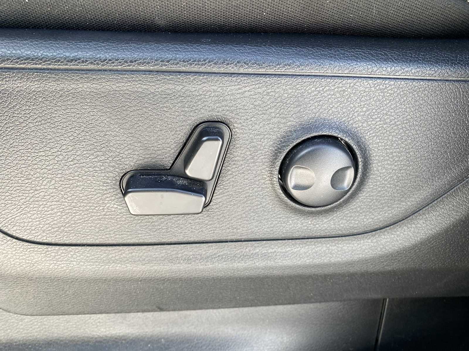 Thumbnail: 2025 RAM 1500 - 19