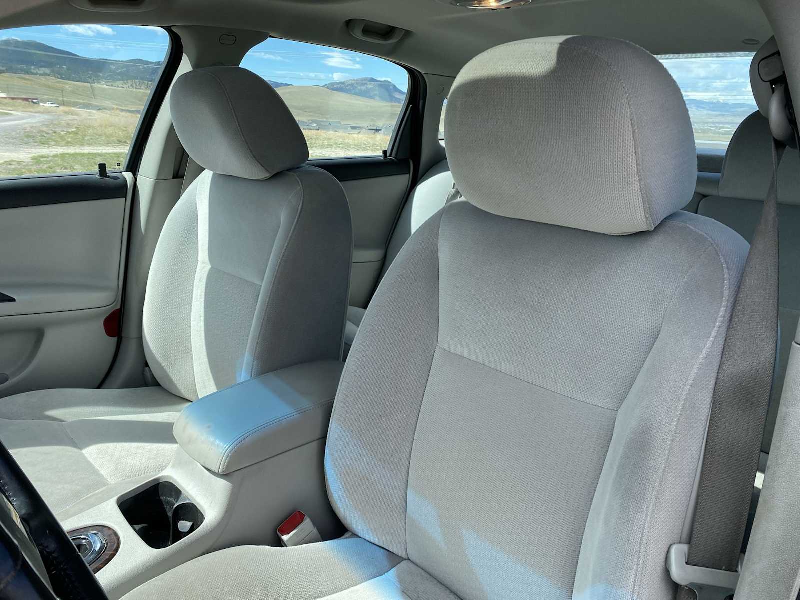 Thumbnail: 2012 Chevrolet Impala - 16