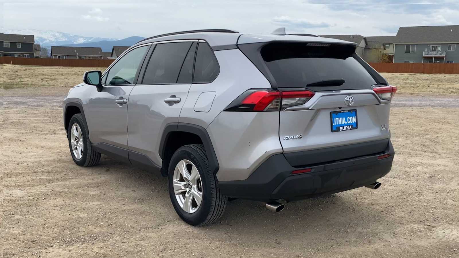 Thumbnail: 2021 Toyota RAV4 - 7