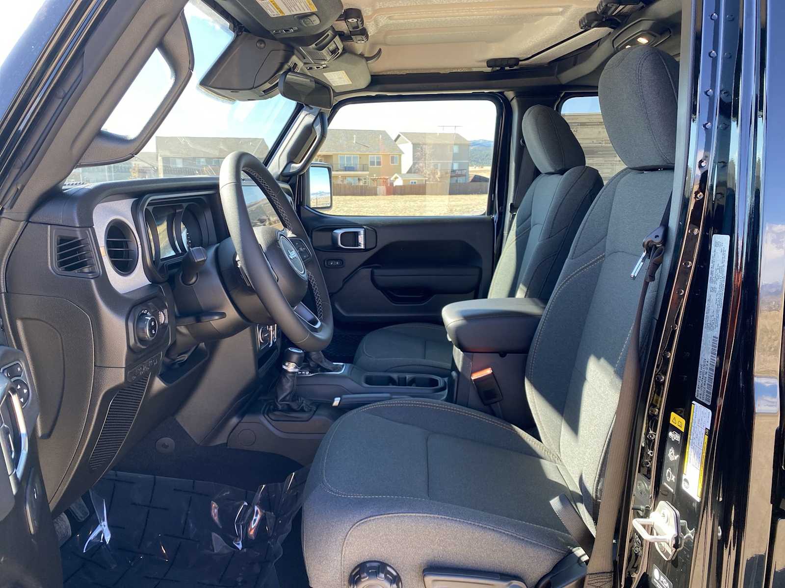 Thumbnail: 2026 Jeep Gladiator - 17