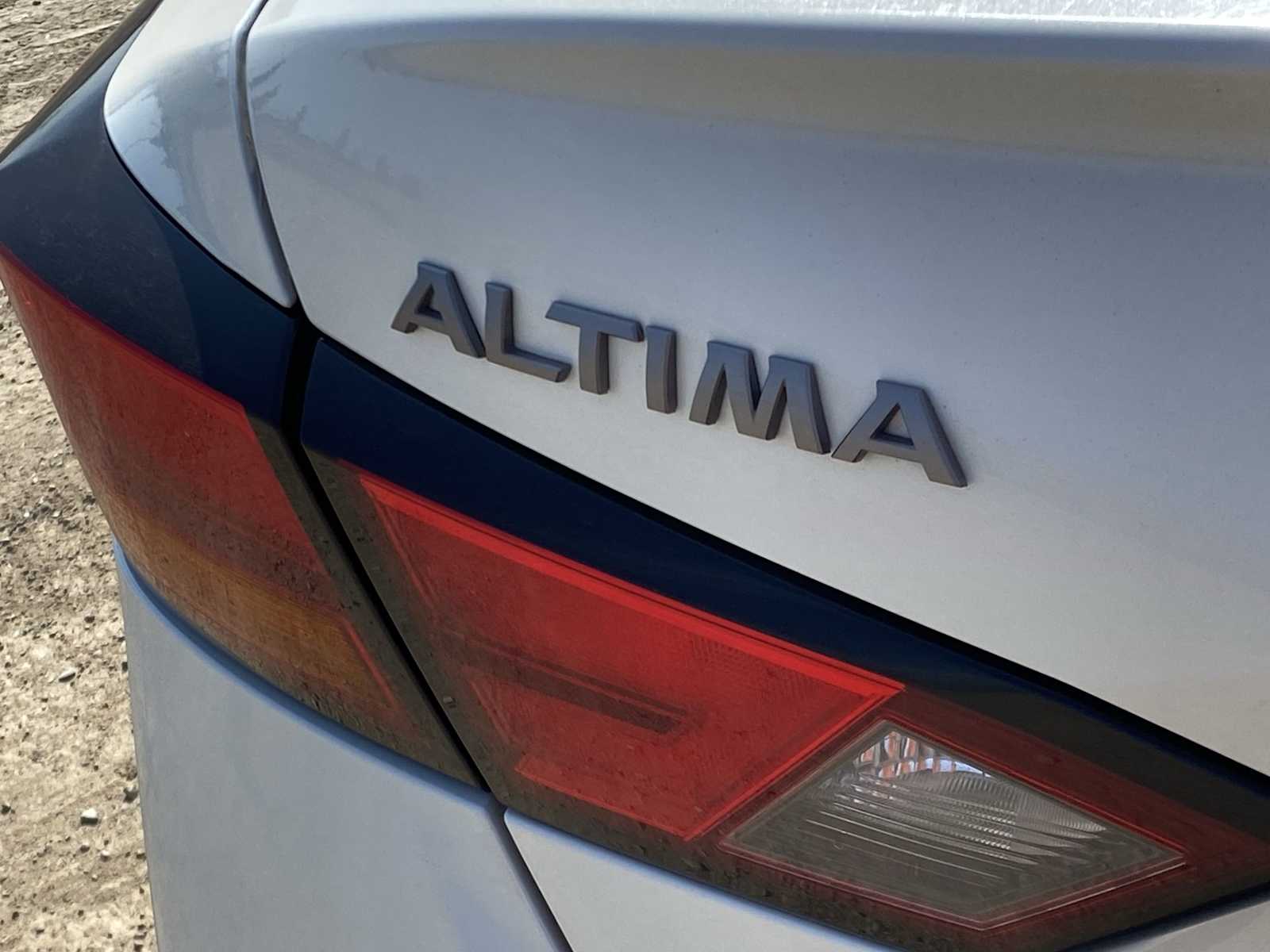 Thumbnail: 2023 Nissan Altima - 15