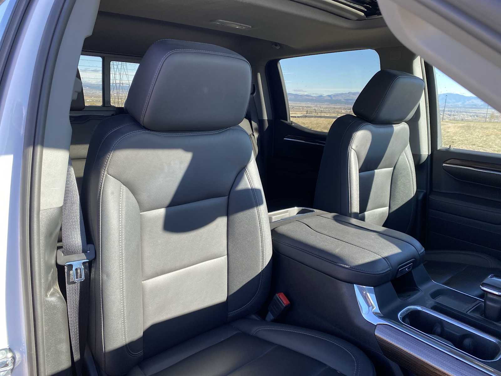 Thumbnail: 2024 Chevrolet Silverado 1500 - 17