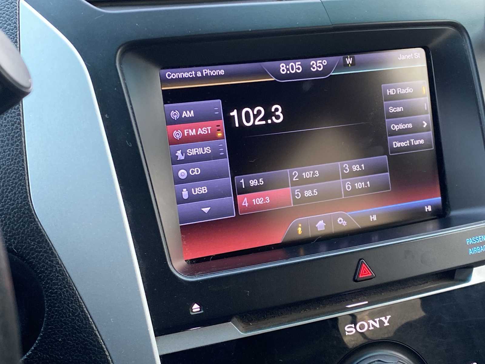 Thumbnail: 2013 Ford Explorer - 17