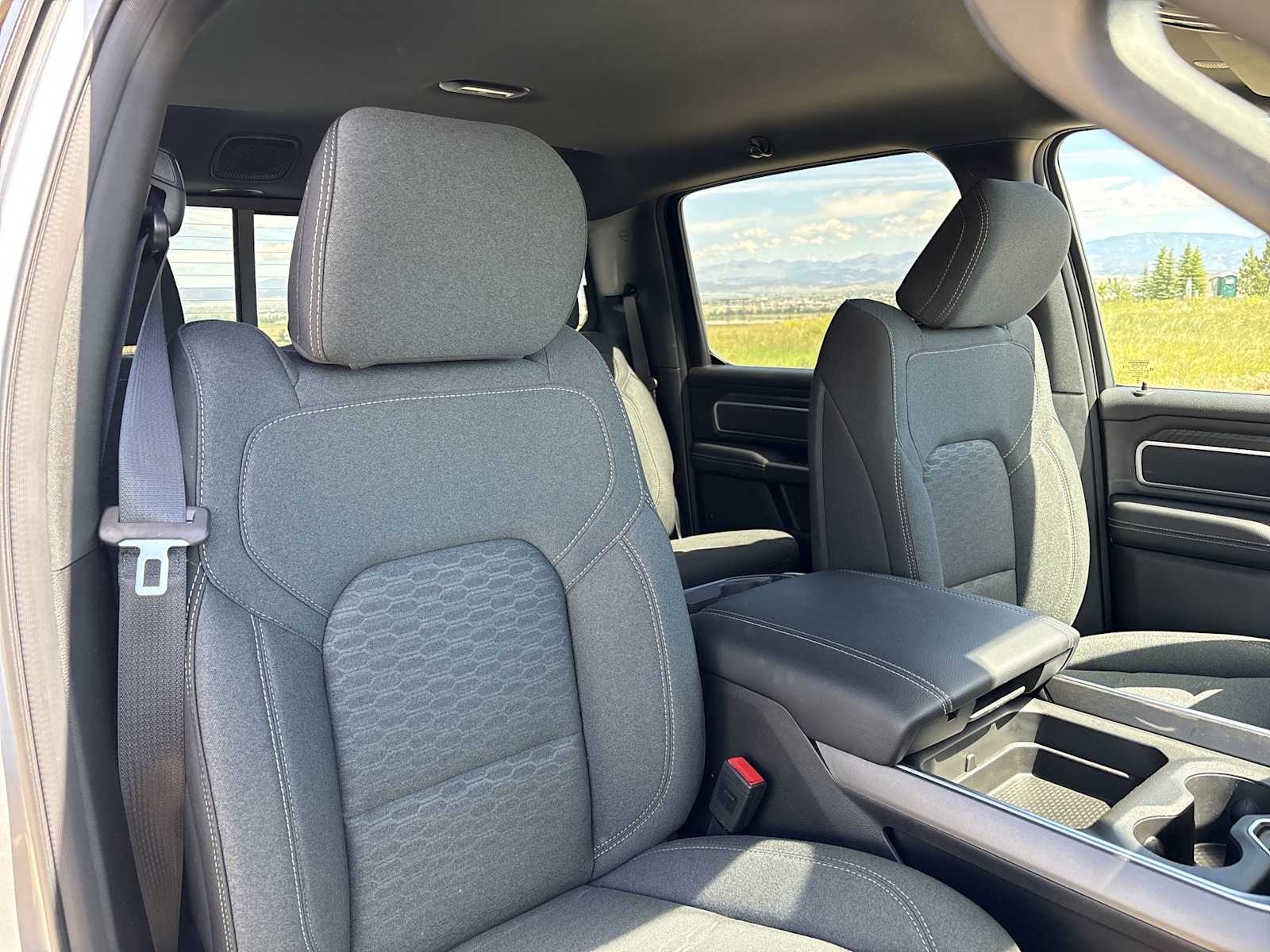 Thumbnail: 2026 RAM 1500 - 18