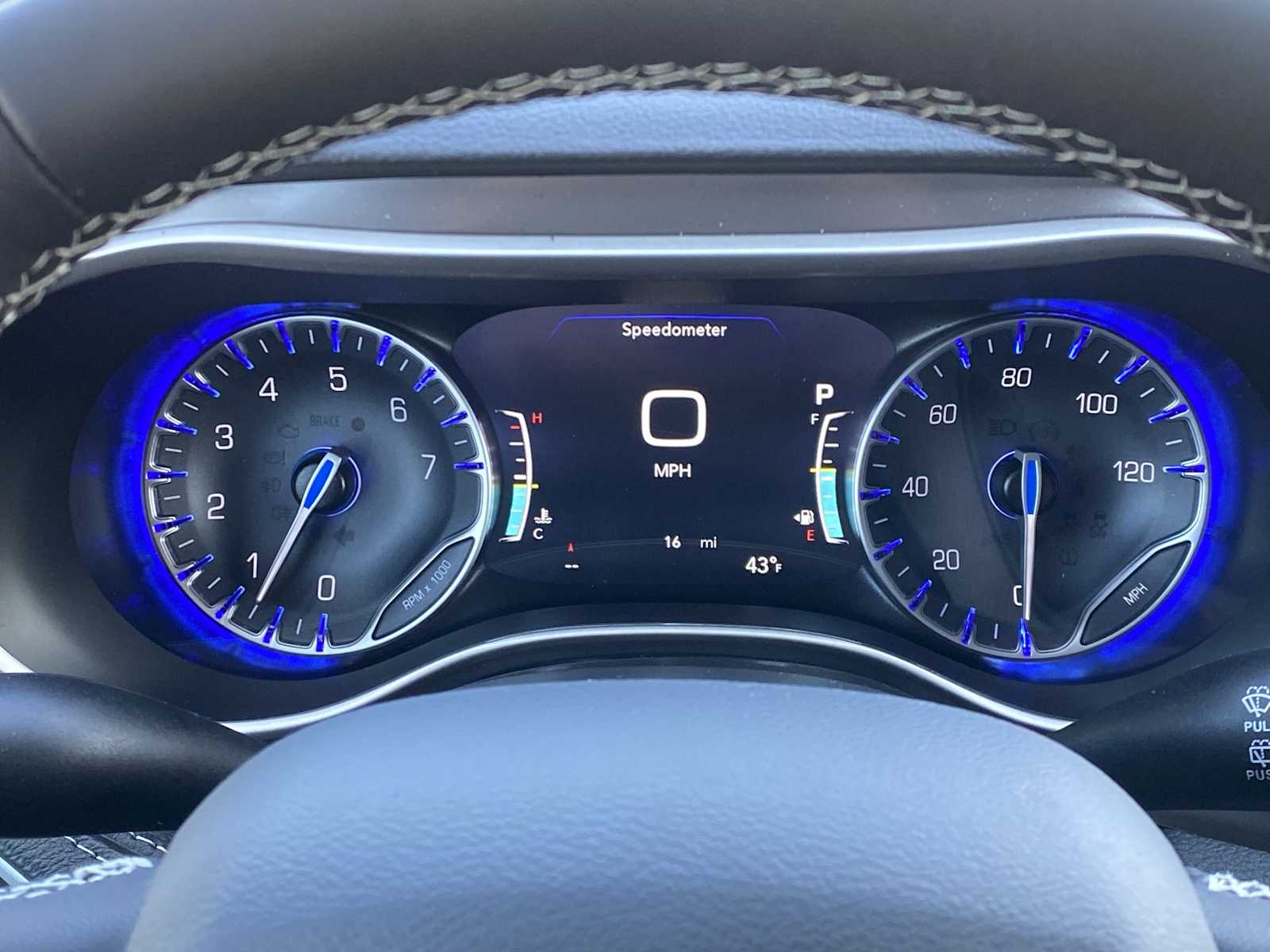 Thumbnail: 2026 Chrysler Pacifica - 28