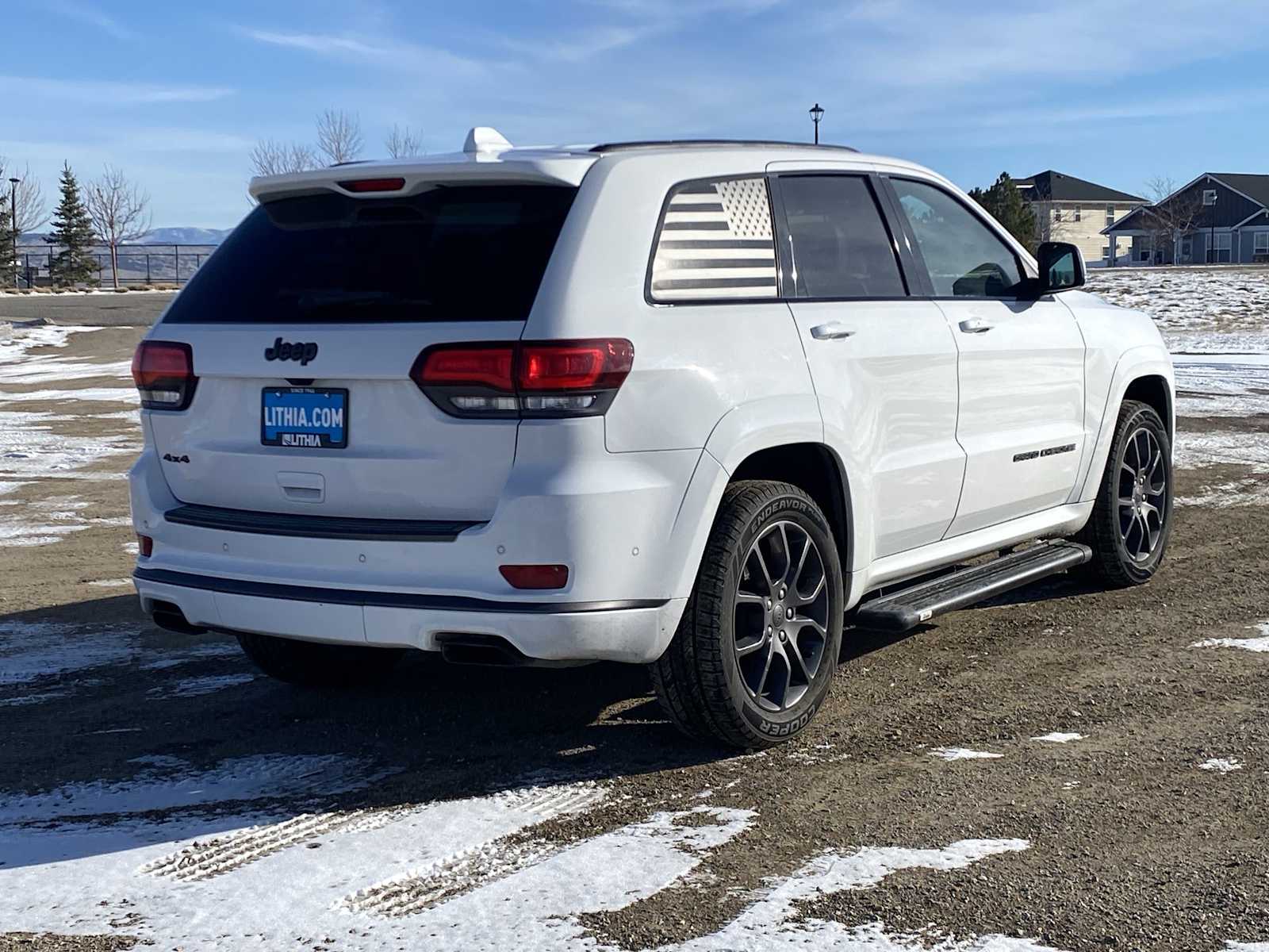 Thumbnail: 2020 Jeep Grand Cherokee - 12