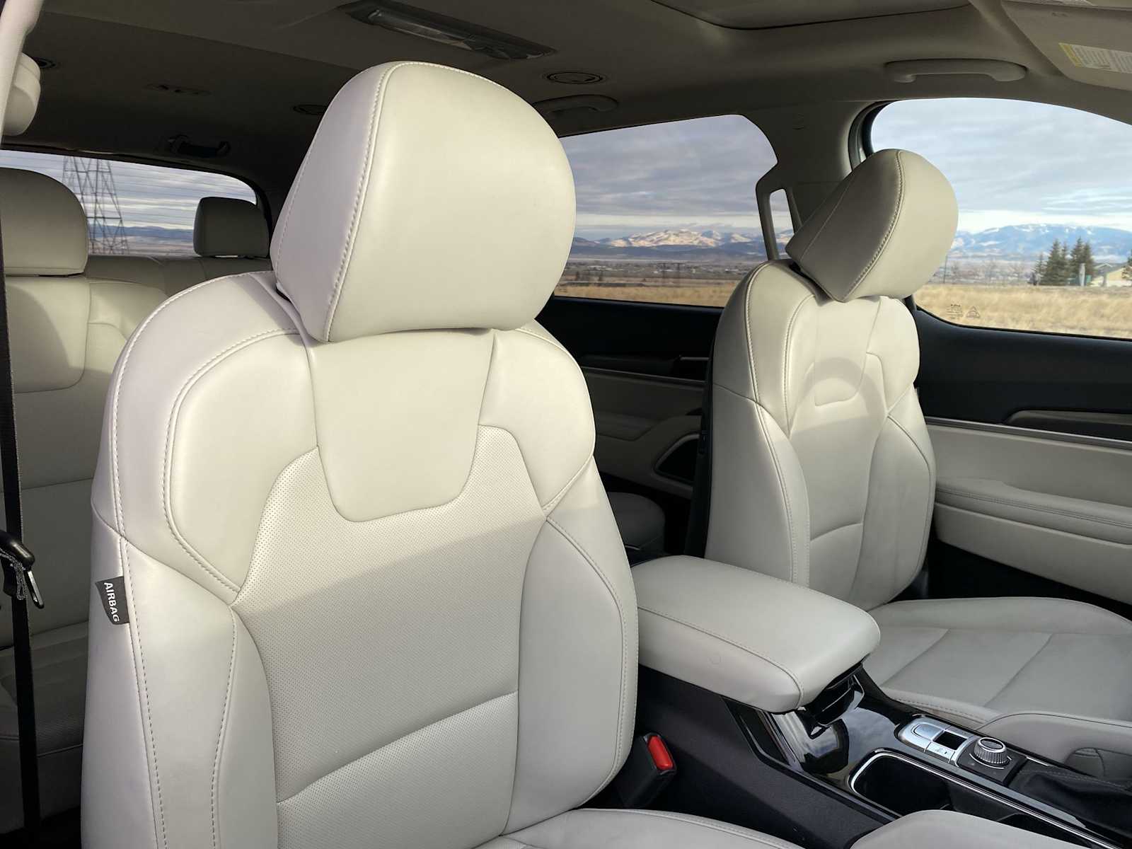 Thumbnail: 2024 Kia Telluride - 18