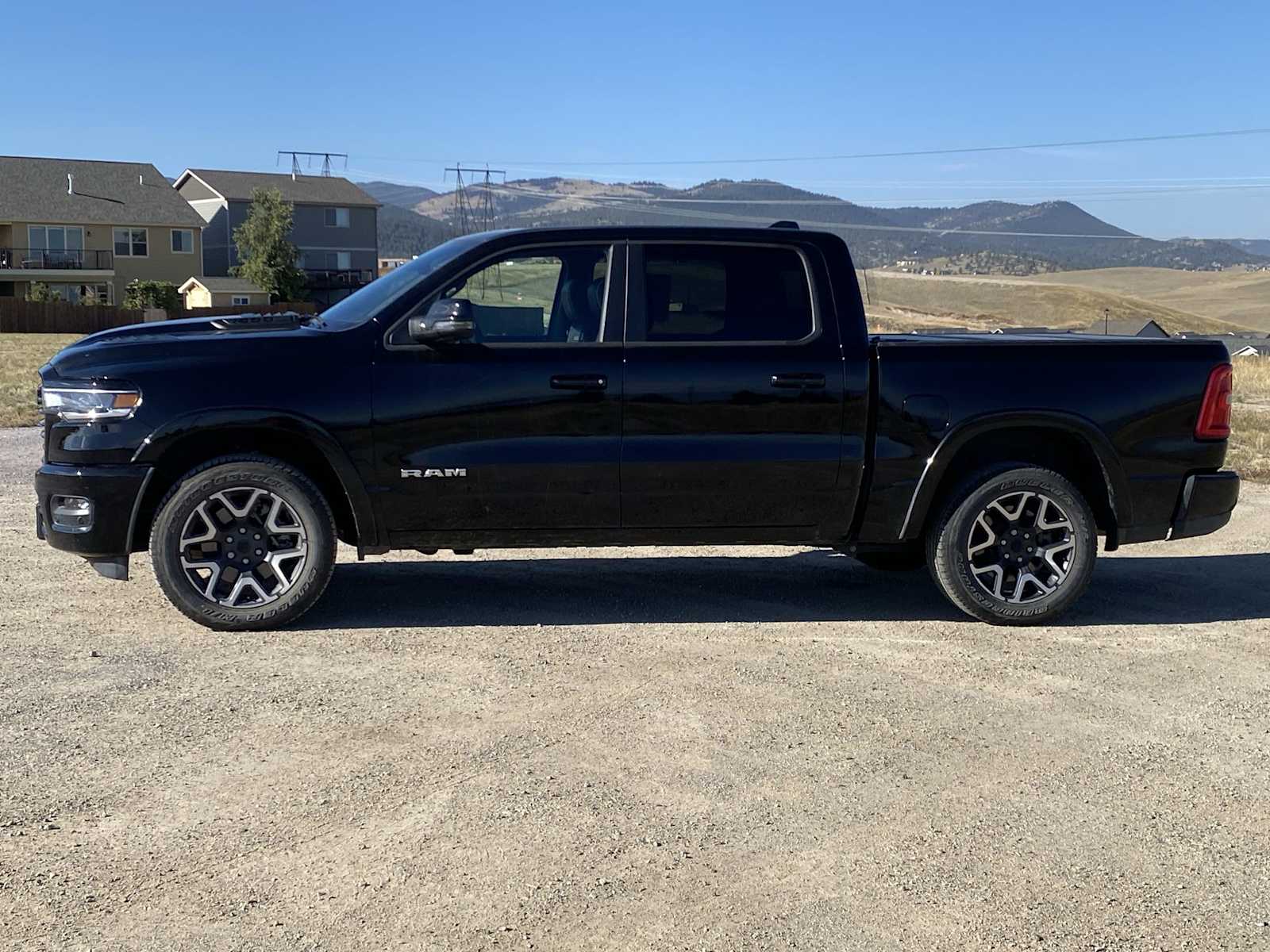 Thumbnail: 2025 RAM 1500 - 10