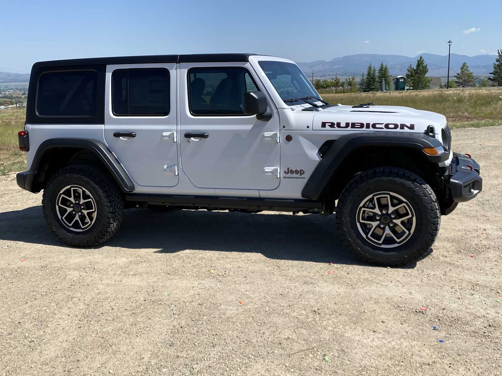 Thumbnail: 2025 Jeep Wrangler - 22