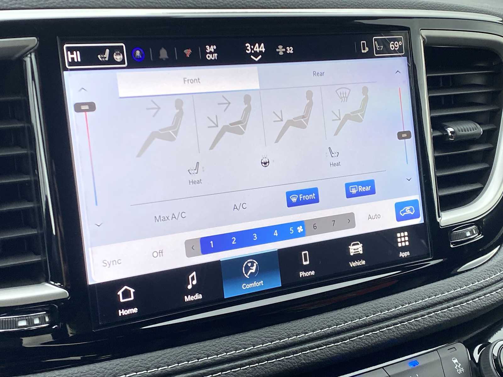 Thumbnail: 2026 Chrysler Pacifica - 29