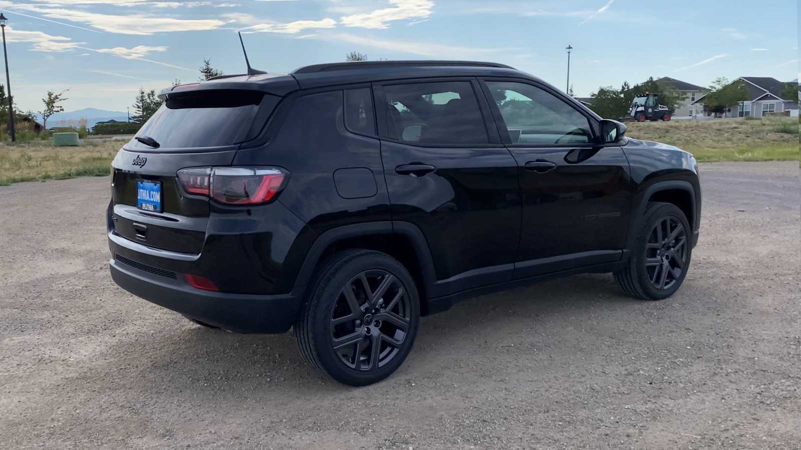 Thumbnail: 2025 Jeep Compass - 8