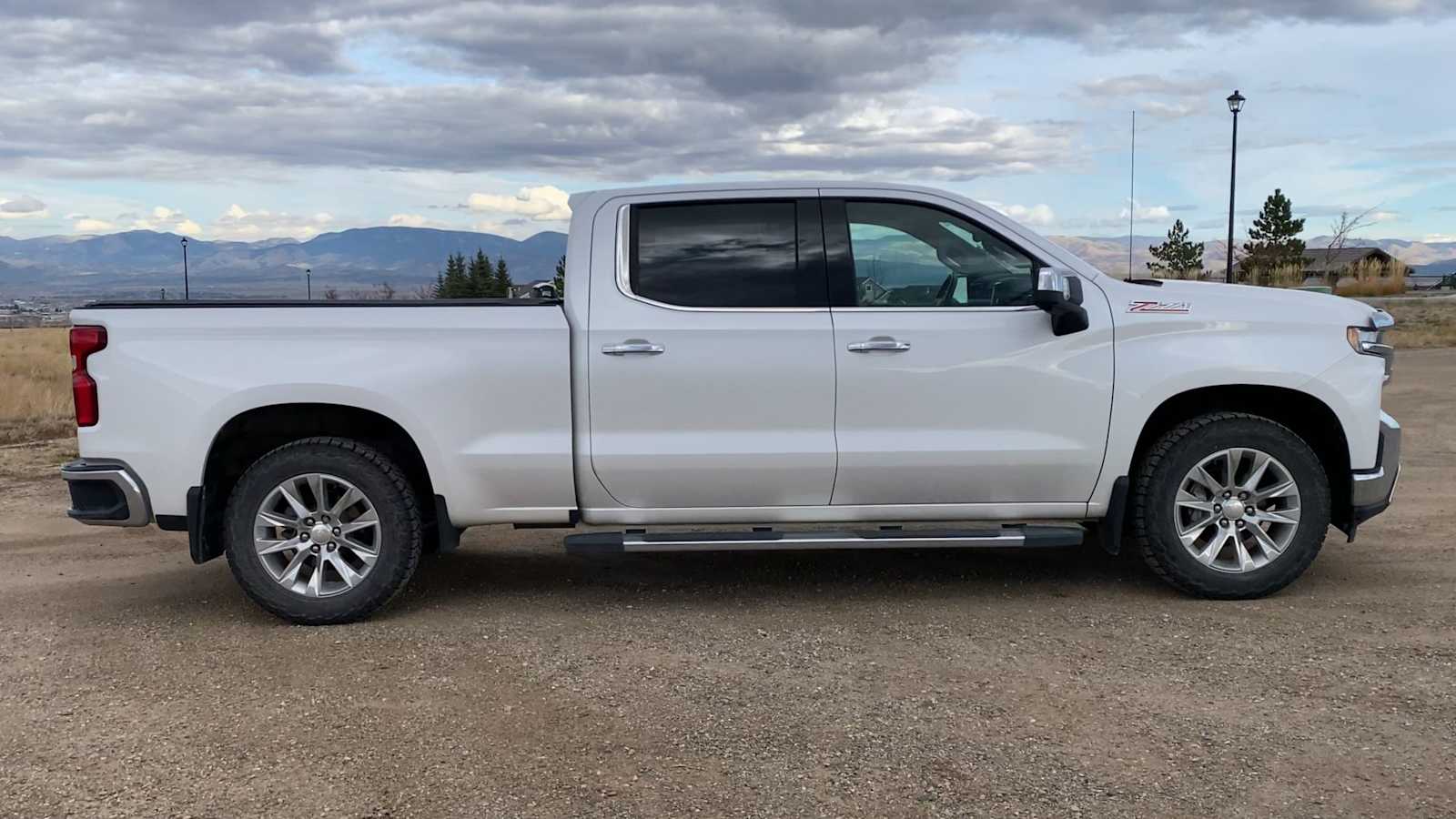 Thumbnail: 2020 Chevrolet Silverado 1500 - 9