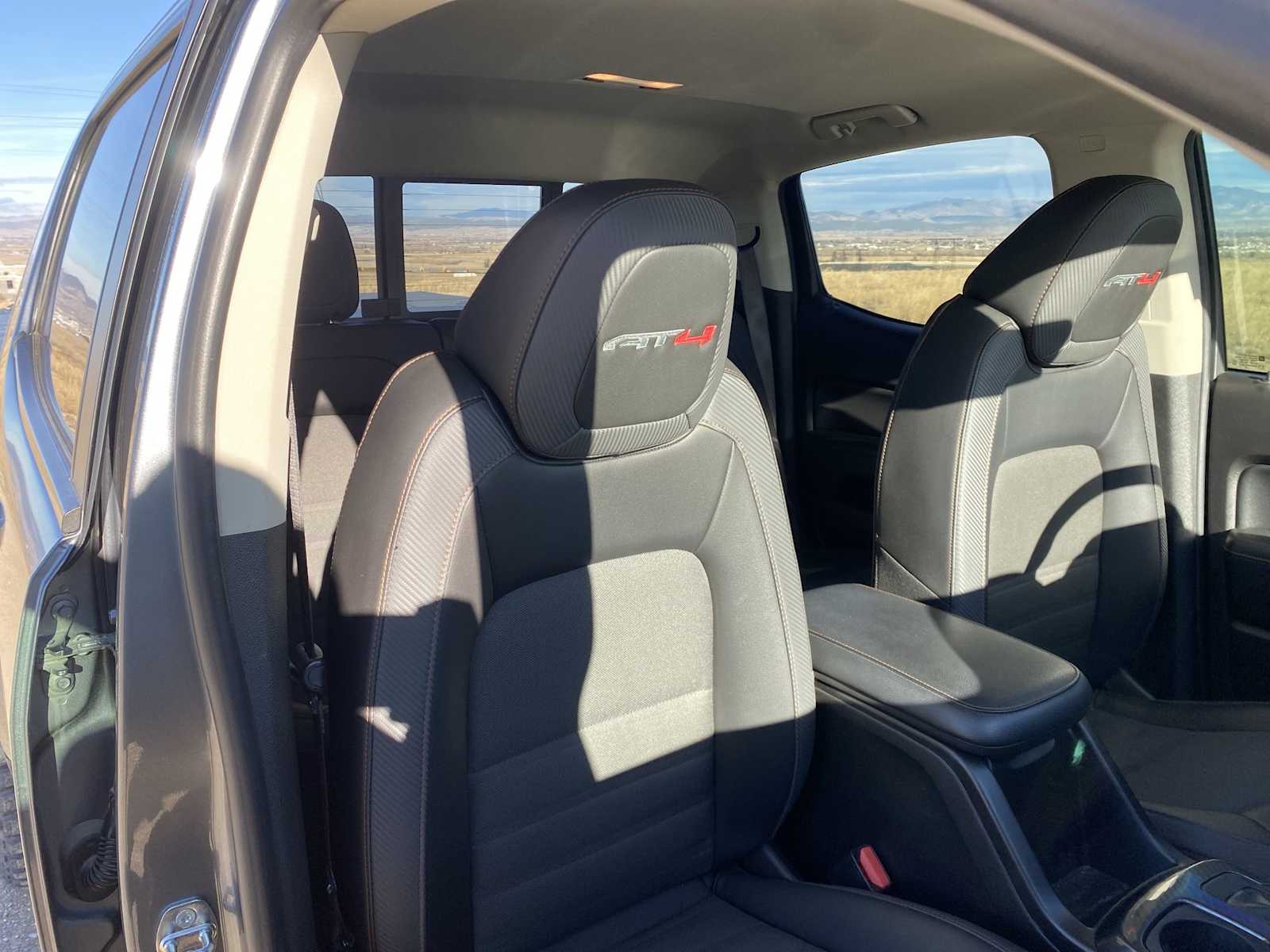 Thumbnail: 2021 GMC Canyon - 18