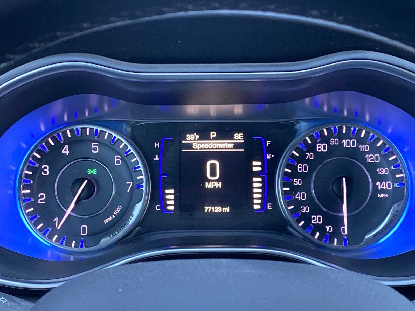 Thumbnail: 2016 Chrysler 200 - 14