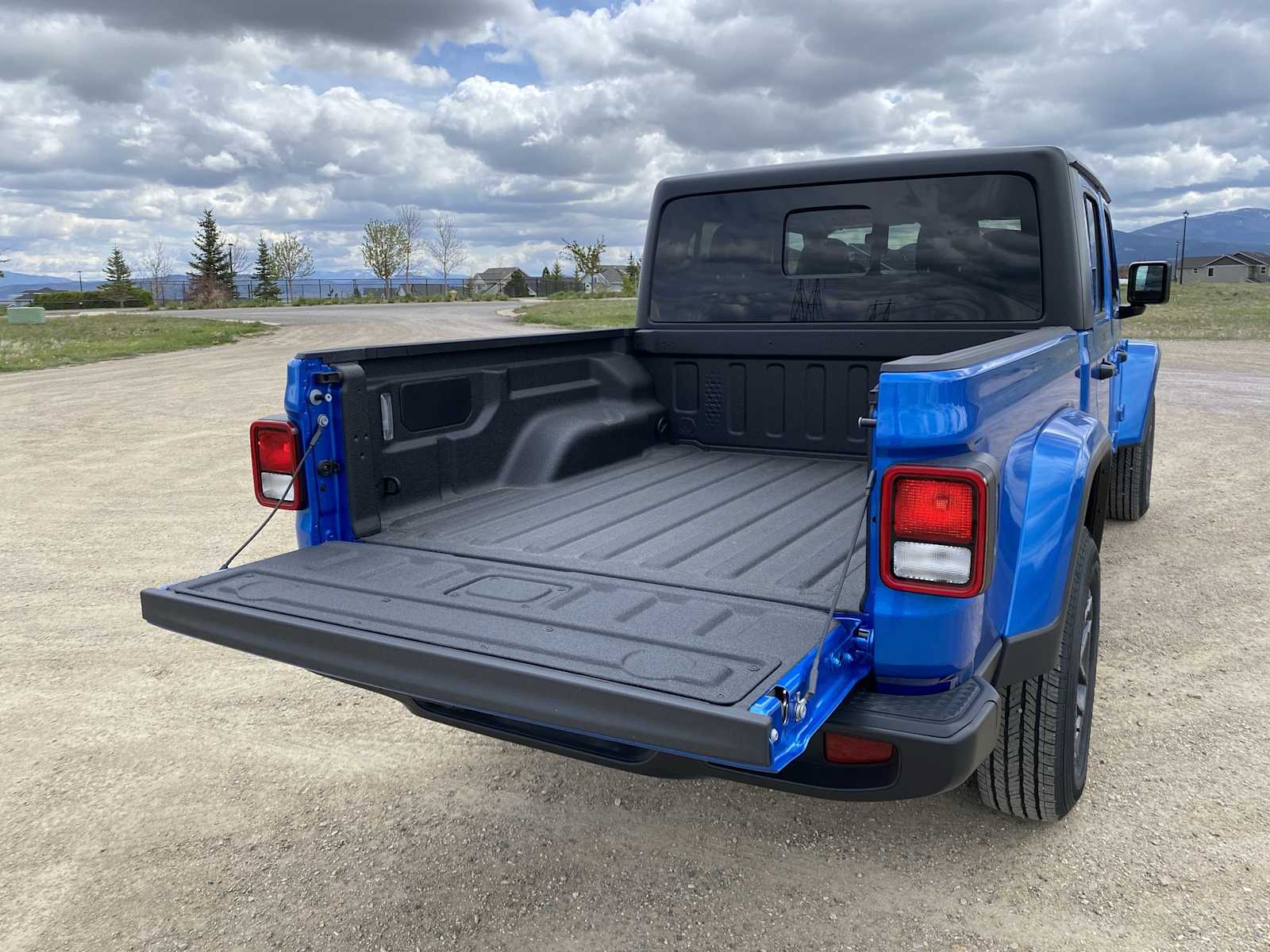 Thumbnail: 2026 Jeep Gladiator - 38
