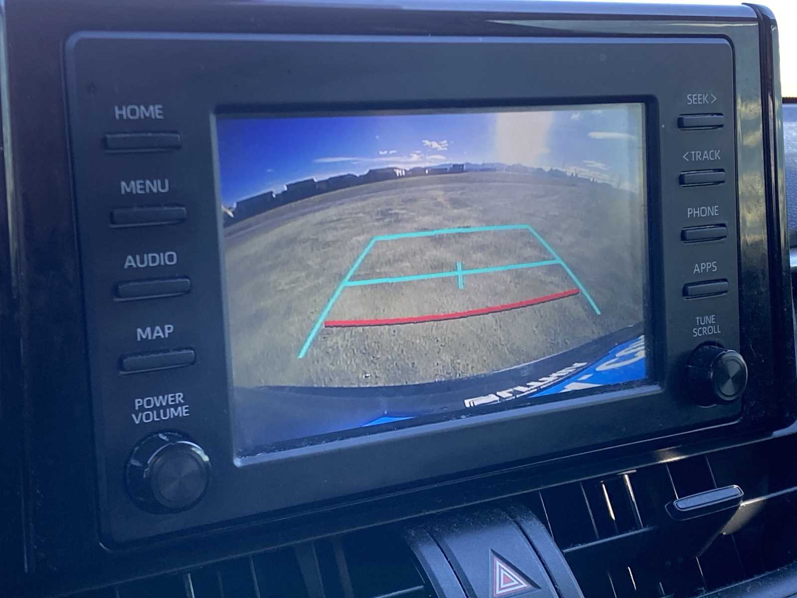 Thumbnail: 2019 Toyota RAV4 - 17