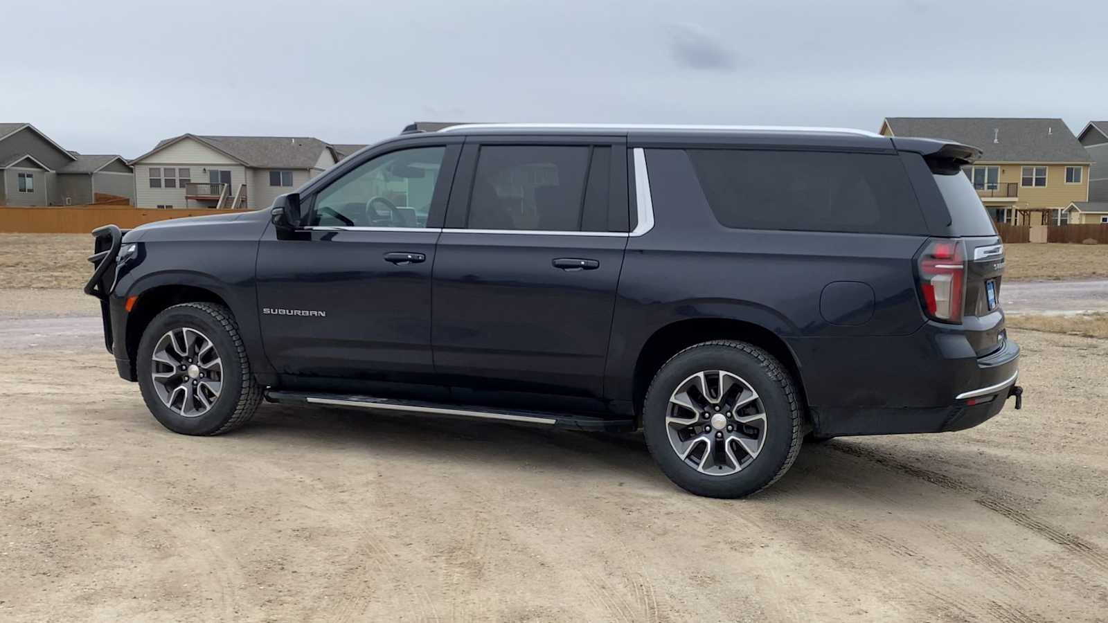 Thumbnail: 2022 Chevrolet Suburban - 6