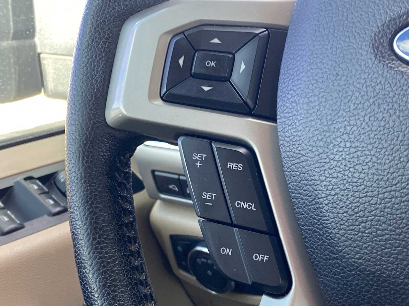 Thumbnail: 2015 Ford F-150 - 24