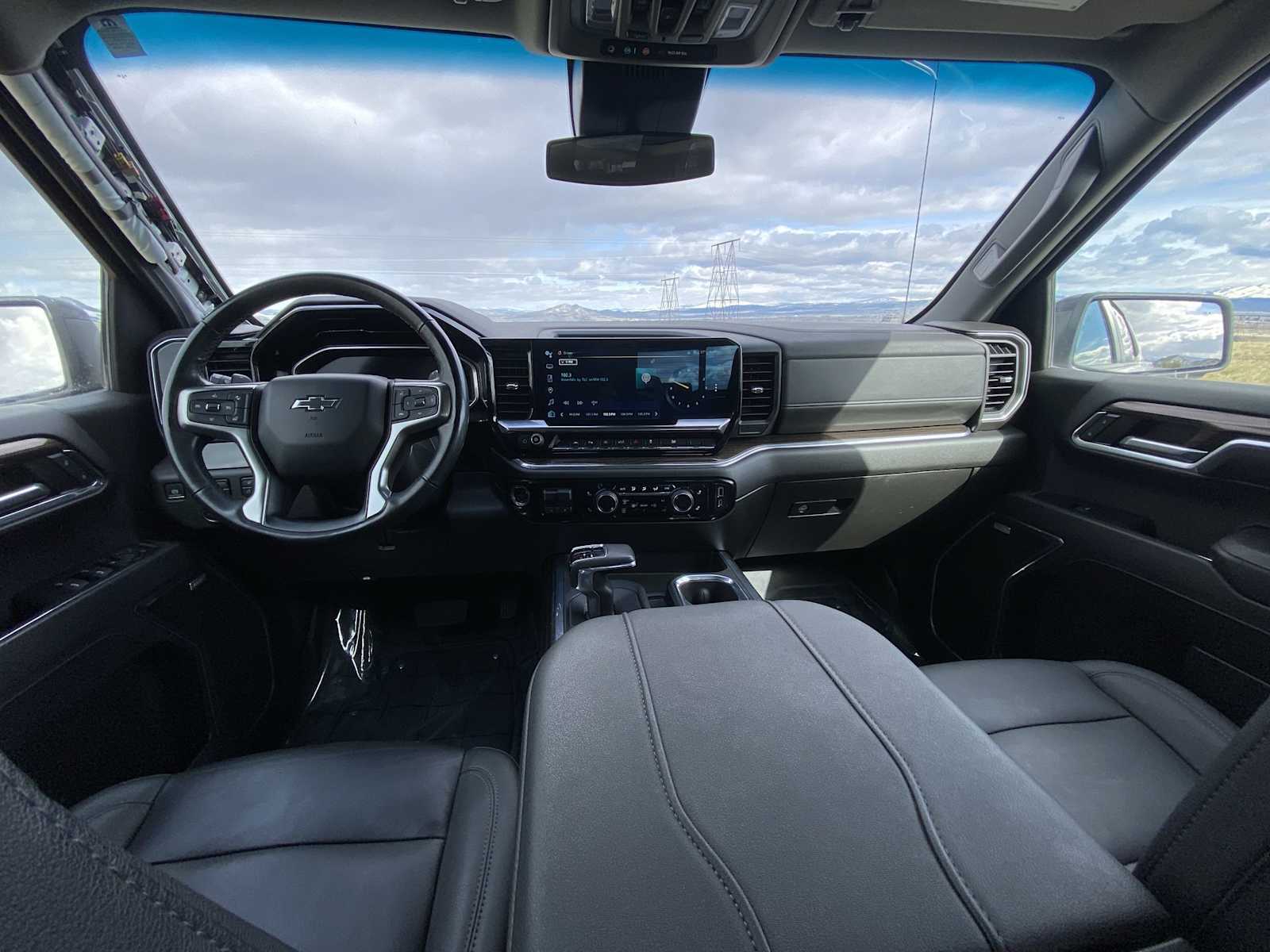 Thumbnail: 2024 Chevrolet Silverado 1500 - 16