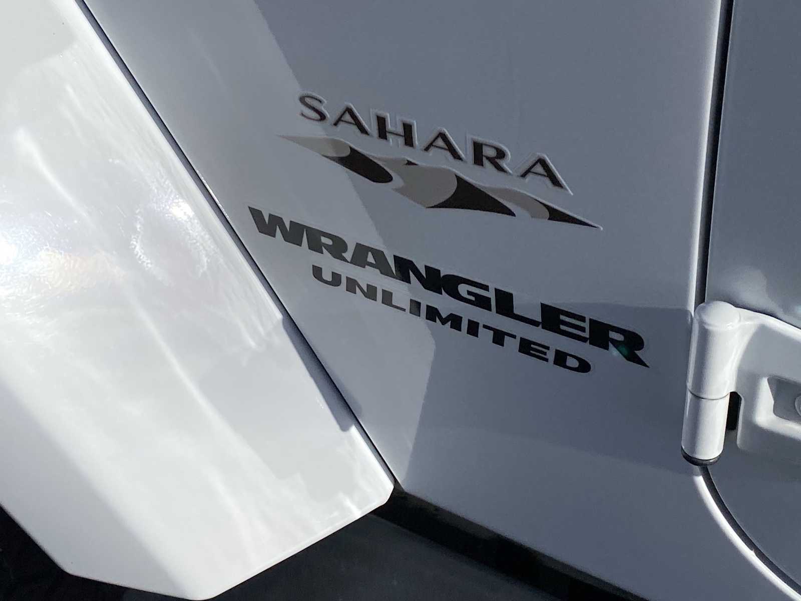 Thumbnail: 2017 Jeep Wrangler - 15