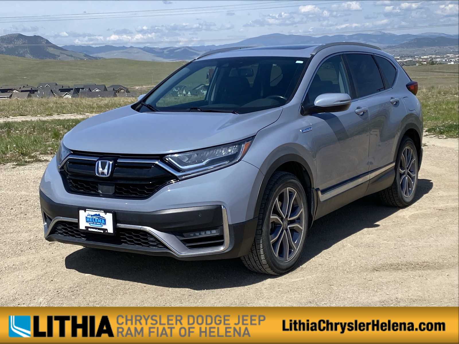 2022 Honda CR-V Hybrid Touring AWD's photo