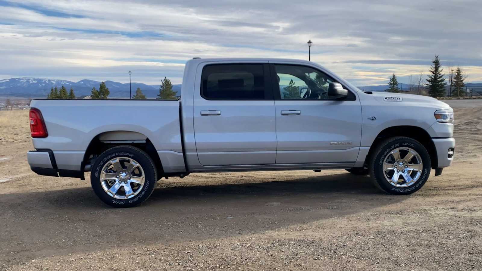 Thumbnail: 2026 RAM 1500 - 9